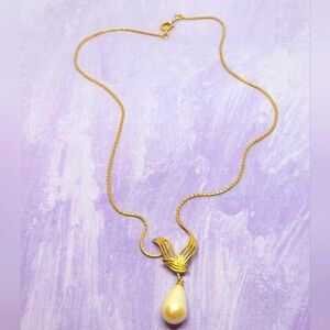 👍5 For $20Richelieu Simple Gold Tone Teardrop Pearl Necklace